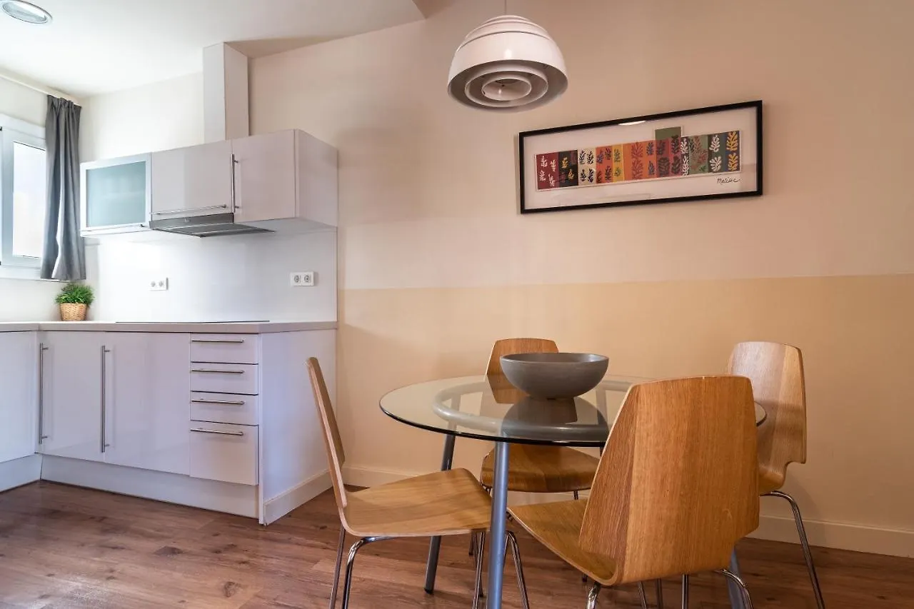 Apartamentos Atica Barcelona 0*,
