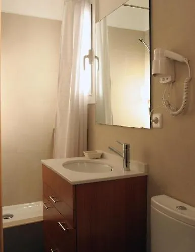 Apartamentos Atica Barcelona 0*,